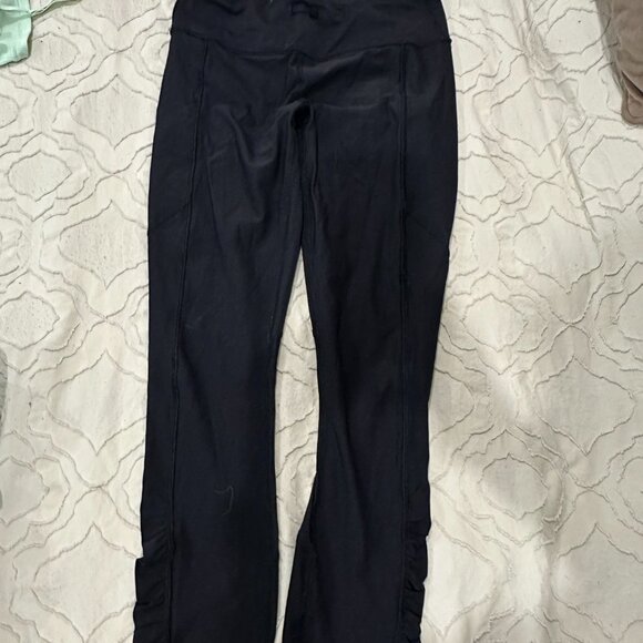 Like New Lululemon Size 6 - Picture 6 of 9